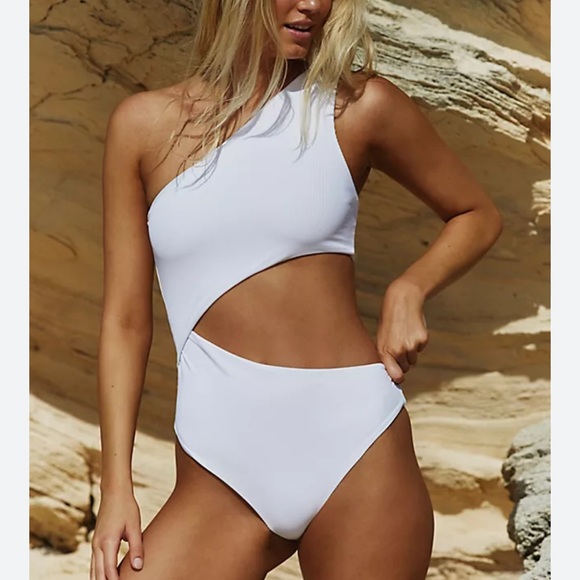 Beach Riot Celine Ribbed One Piece White - Picture 5 of 13